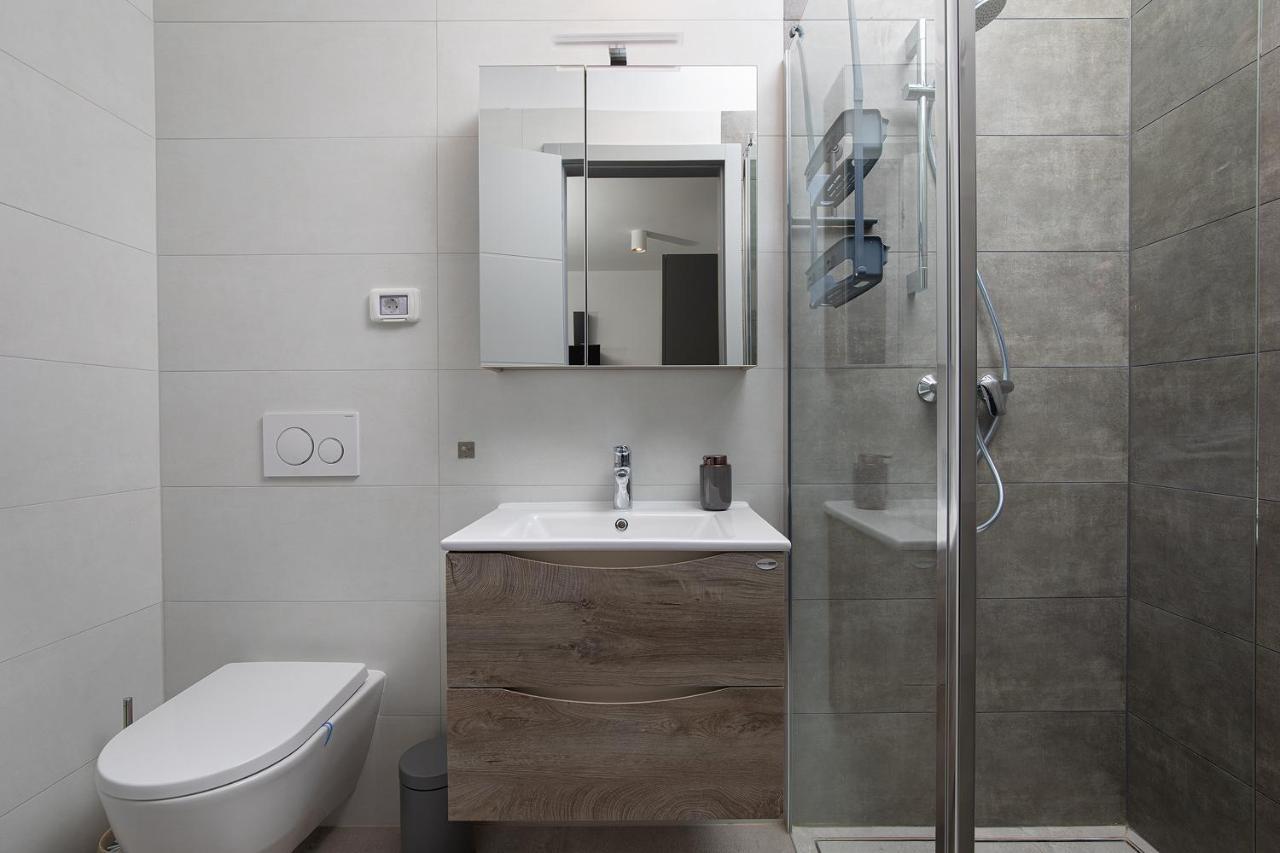 Apartman Damjan Pjescana Uvala Exterior photo
