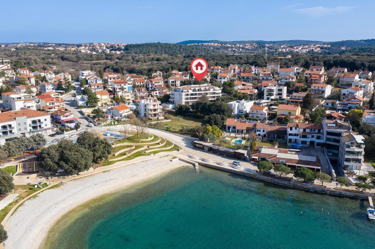 Apartman Damjan Pjescana Uvala Exterior photo
