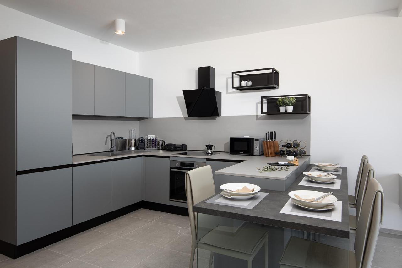 Apartman Damjan Pjescana Uvala Exterior photo