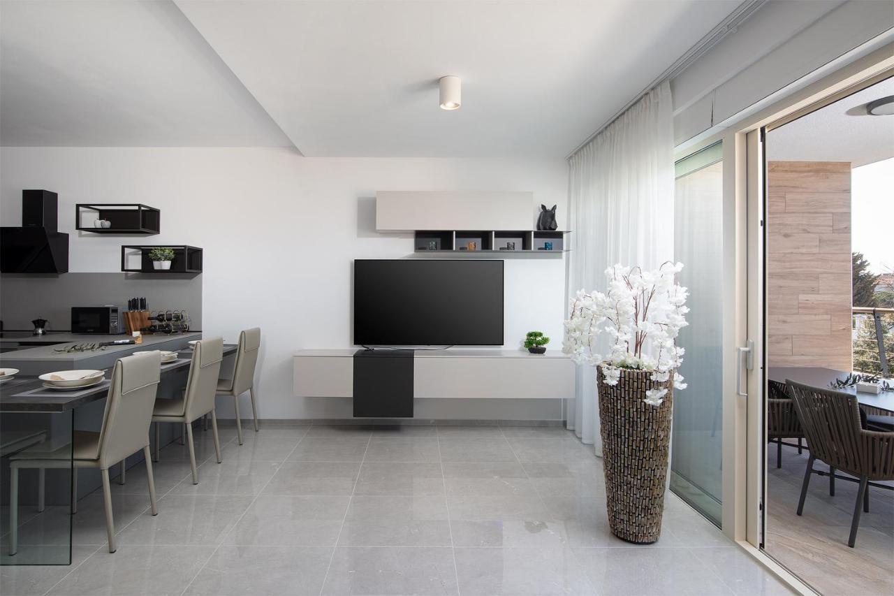 Apartman Damjan Pjescana Uvala Exterior photo